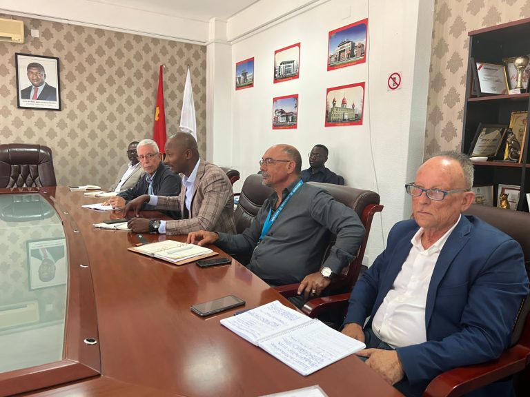 No âmbito dos trabalhos em curso sobre a actualização do Plano Estratégico do Porto do Namibe para o quinquénio 2023 - 2027, uma equipa técnica e consultores para o efeito, trabalhou de forma exaustiva na Província da Huila, Município do Lubango.